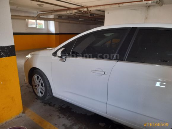 Sahibinden Citroen C4 1.6 e-HDi Confort 2013 Model