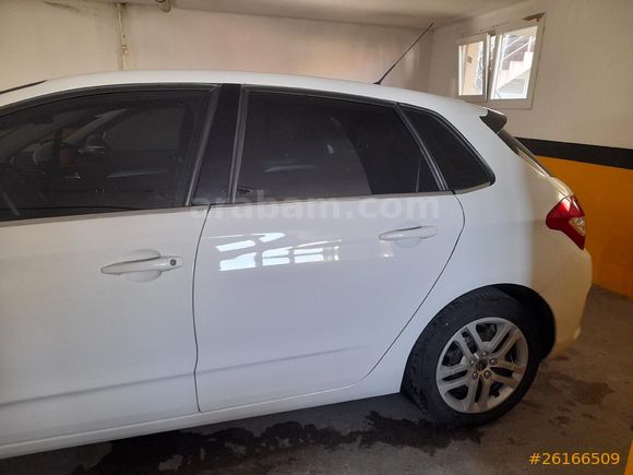 Sahibinden Citroen C4 1.6 e-HDi Confort 2013 Model