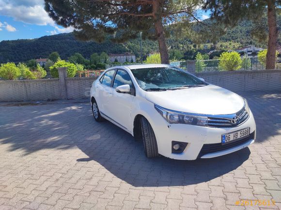 ÖĞRETMENDEN SATILIK TOYOTA