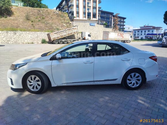 ÖĞRETMENDEN SATILIK TOYOTA
