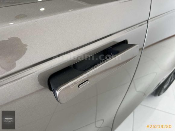 2018 RANGE ROVER VELAR R-DYNAMIC S BOYASIZ - BAYİ 78.500'KM