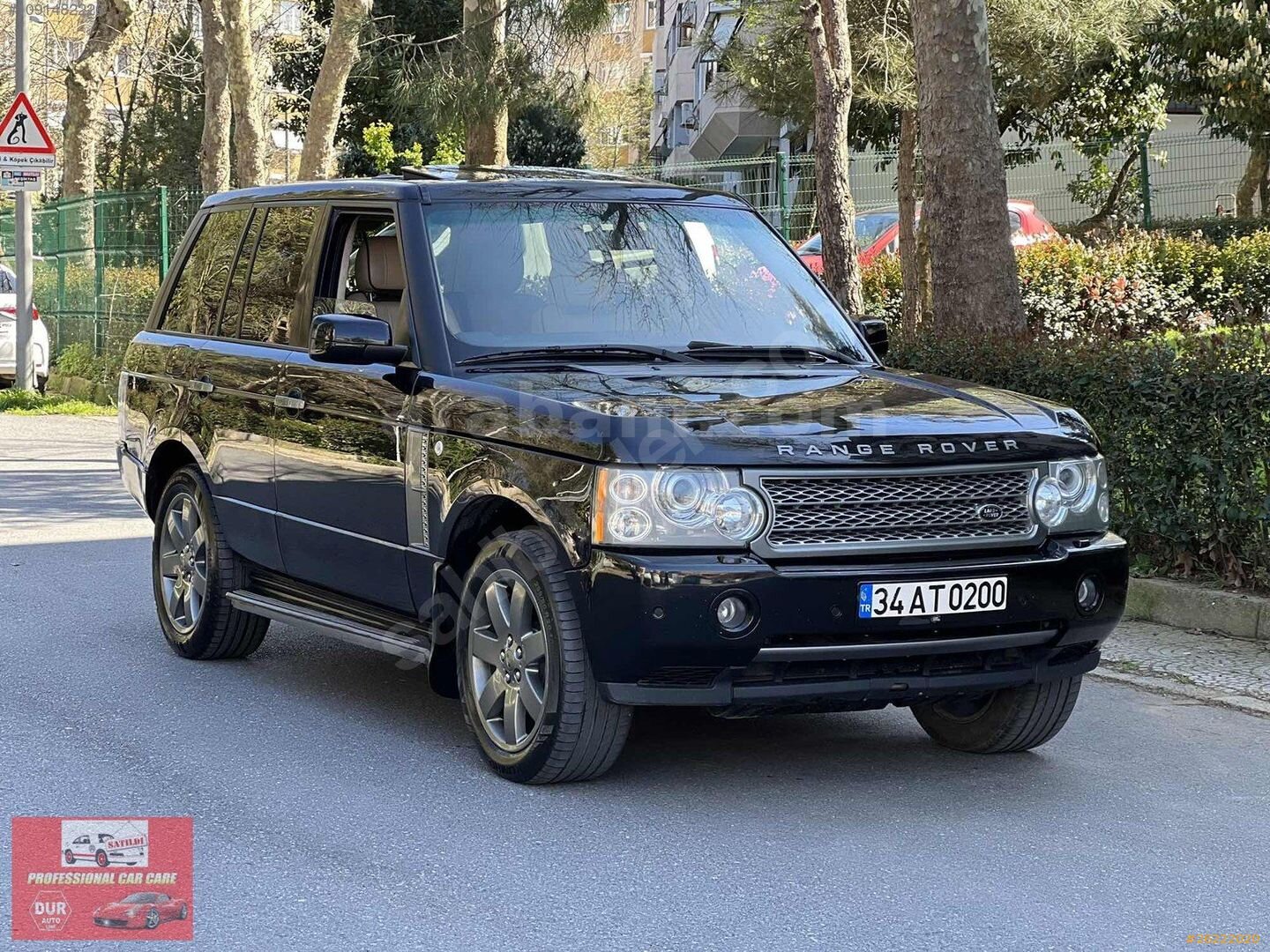Galeriden Land Rover Range 3.6 TDV8 Vogue 2008 Model İstanbul 290.000 km Siyah 2