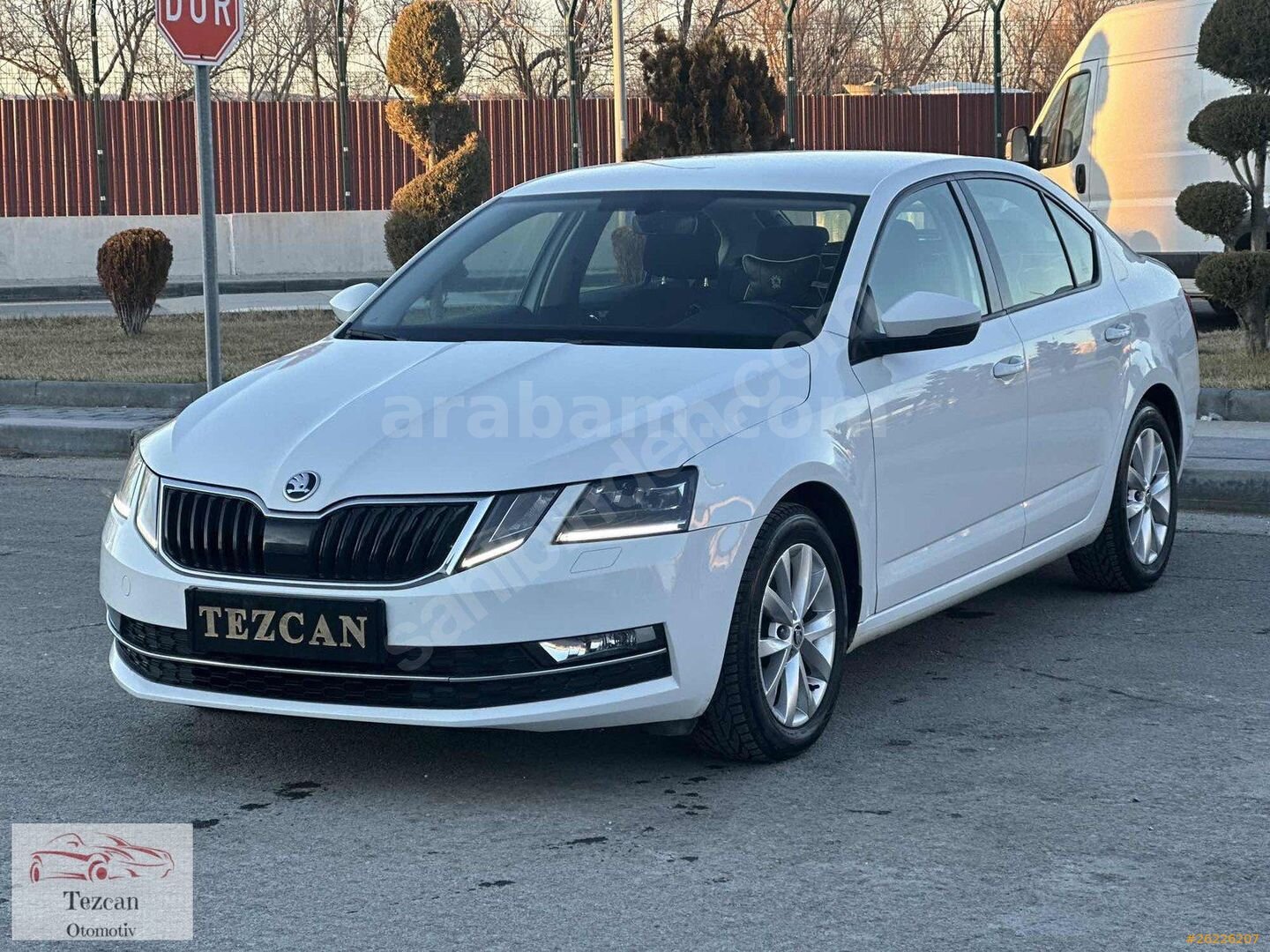 Galeriden Skoda Octavia 1.6 TDI Style 2018 Model Ankara 110.000 km Beyaz 4