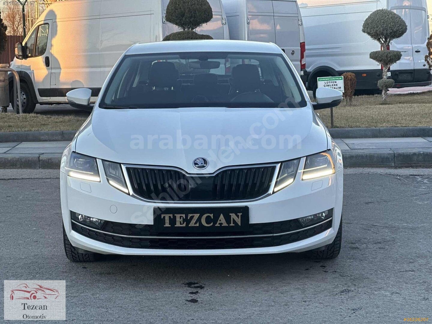 Galeriden Skoda Octavia 1.6 TDI Style 2018 Model Ankara 110.000 km Beyaz 3