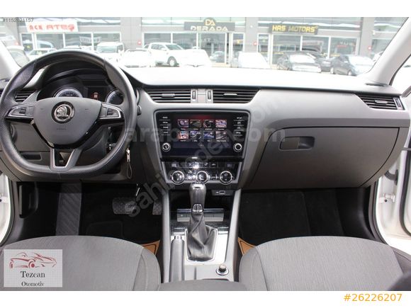 2019ÇIKIŞLI SKODA OCTAVİA 1.6 DSG STYLE 115HP 105.000KM OTOMATİK