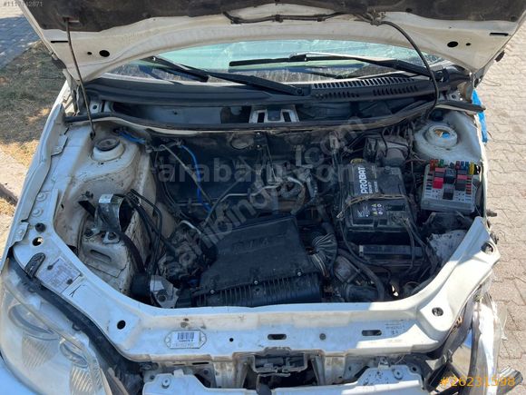 ÖZKAN OTOMOTİV DEN 2004 PUNTO PLAKALI RUHSATLI