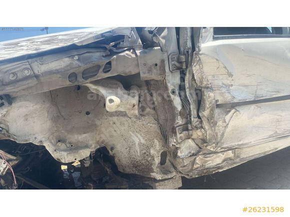 ÖZKAN OTOMOTİV DEN 2004 PUNTO PLAKALI RUHSATLI