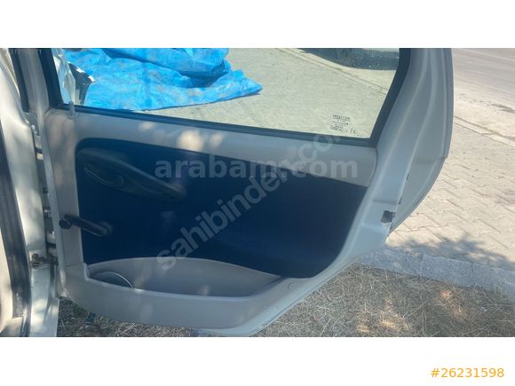ÖZKAN OTOMOTİV DEN 2004 PUNTO PLAKALI RUHSATLI