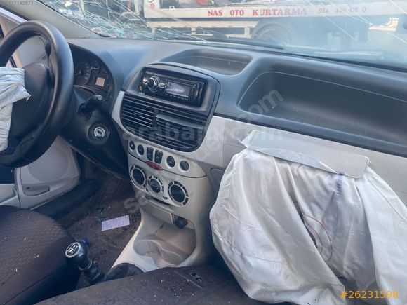 ÖZKAN OTOMOTİV DEN 2004 PUNTO PLAKALI RUHSATLI