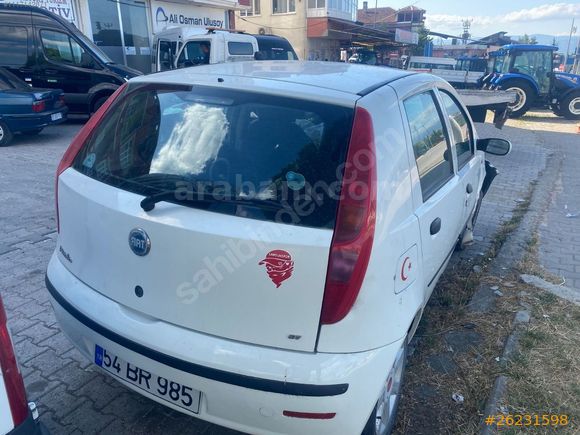 ÖZKAN OTOMOTİV DEN 2004 PUNTO PLAKALI RUHSATLI