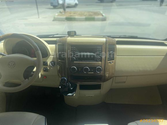 2015 MODEL İÇİ ÖZEL YAPIM 15+1 353 BİNDE VOLKWAGEN CRAFTER