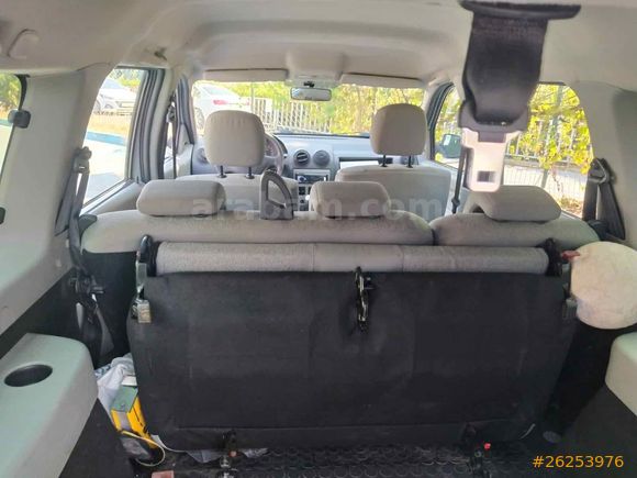 Sahibinden Dacia Logan 1.5 dCi MCV Black Line 2011 Model 