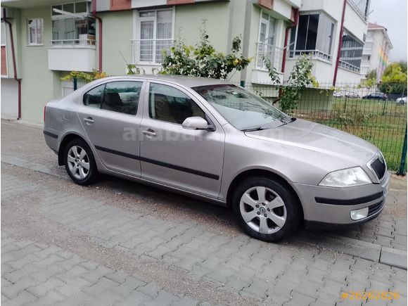 Sahibinden Skoda Octavia 1.6 FSI Elegance 2008 Model