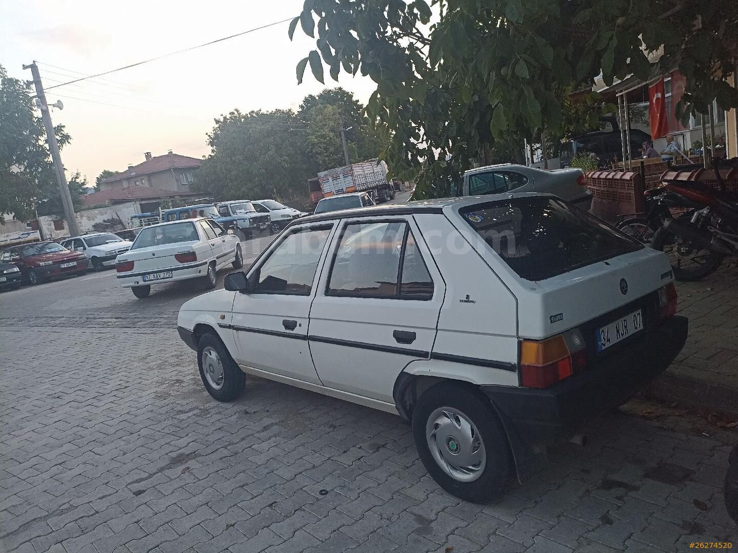 Galeriden Skoda Favorit 1.3 LX 1993 Model Çanakkale 145.000 km Beyaz 5