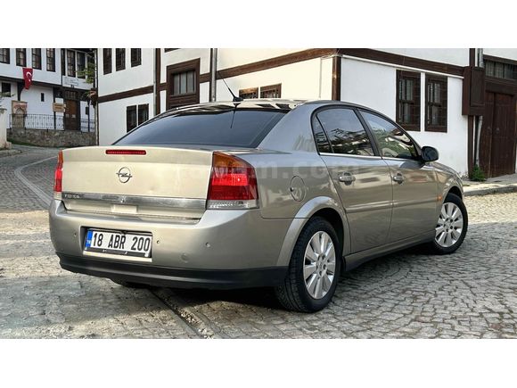 Sahibinden Opel Vectra 1.6 Elegance 2003 Model 