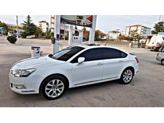 SAHİBİNDEN HATASIZ DENEBİLCEK TEMİZLİKTE  2011 MODEL CİTROEN C5