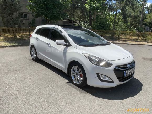 Sahibinden Hyundai i30 1.6 CRDi CW Elite 2012 Model 