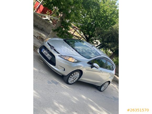 Sahibinden Ford Fiesta 1.4 TDCi Trend 2012 Model  270.000 km Gri (metalik)
