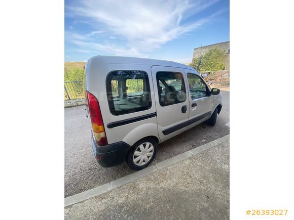 Sahibinden Renault Kangoo 1.5 dCi Expression 2011 Model