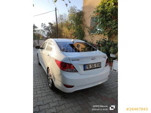 Sahibinden Hyundai Accent Blue 1.6 CRDI Mode Plus 2012 Model