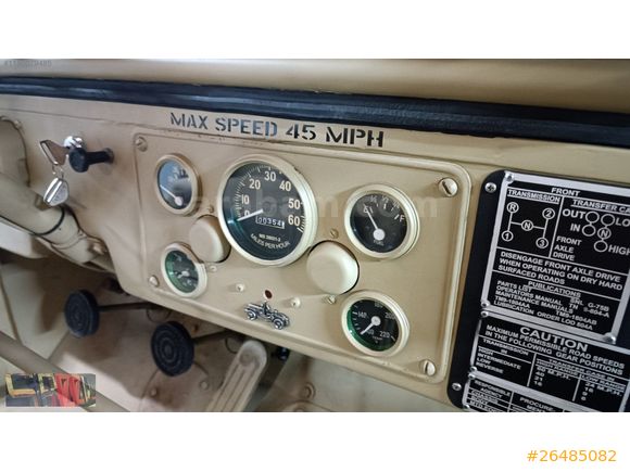 SPEED'DEN 1952 MODEL WILLYS C35 CAMEL SARISI