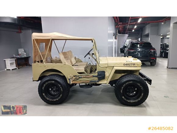 SPEED'DEN 1952 MODEL WILLYS C35 CAMEL SARISI