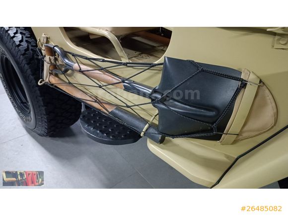 SPEED'DEN 1952 MODEL WILLYS C35 CAMEL SARISI