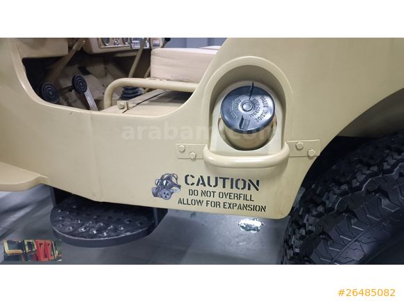 SPEED'DEN 1952 MODEL WILLYS C35 CAMEL SARISI
