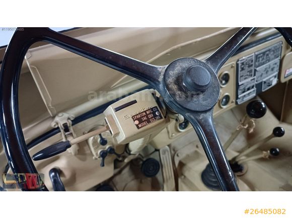 SPEED'DEN 1952 MODEL WILLYS C35 CAMEL SARISI