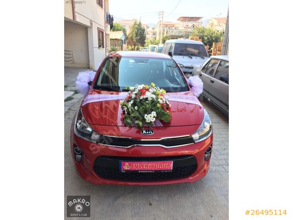 KIRMIZI RENK SEÇENEĞİ İLE KİA RİO MAKRO RENT A CAR'da