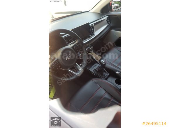 KIRMIZI RENK SEÇENEĞİ İLE KİA RİO MAKRO RENT A CAR'da
