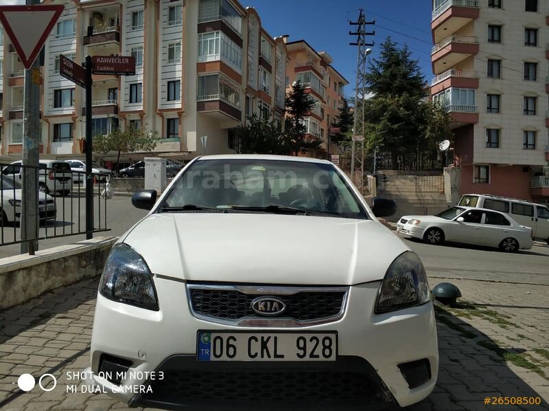 Sahibinden Kia Rio 1.5 CRDi Trend 2010 Model Ankara 268.000 km Beyaz