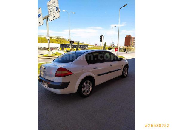 Piyasada Nadir Bulunan Sunrooflu Beyaz Megane 1.6 Dynamique 2004 Model
