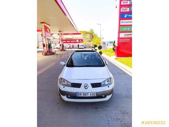 Piyasada Nadir Bulunan Sunrooflu Beyaz Megane 1.6 Dynamique 2004 Model