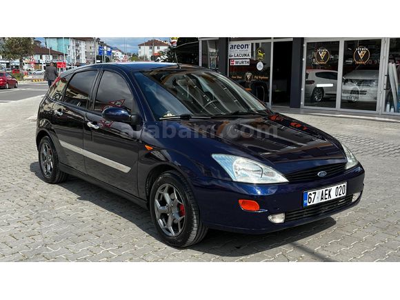 Sahibinden Ford Focus 1.6 Ghia 2001 Model