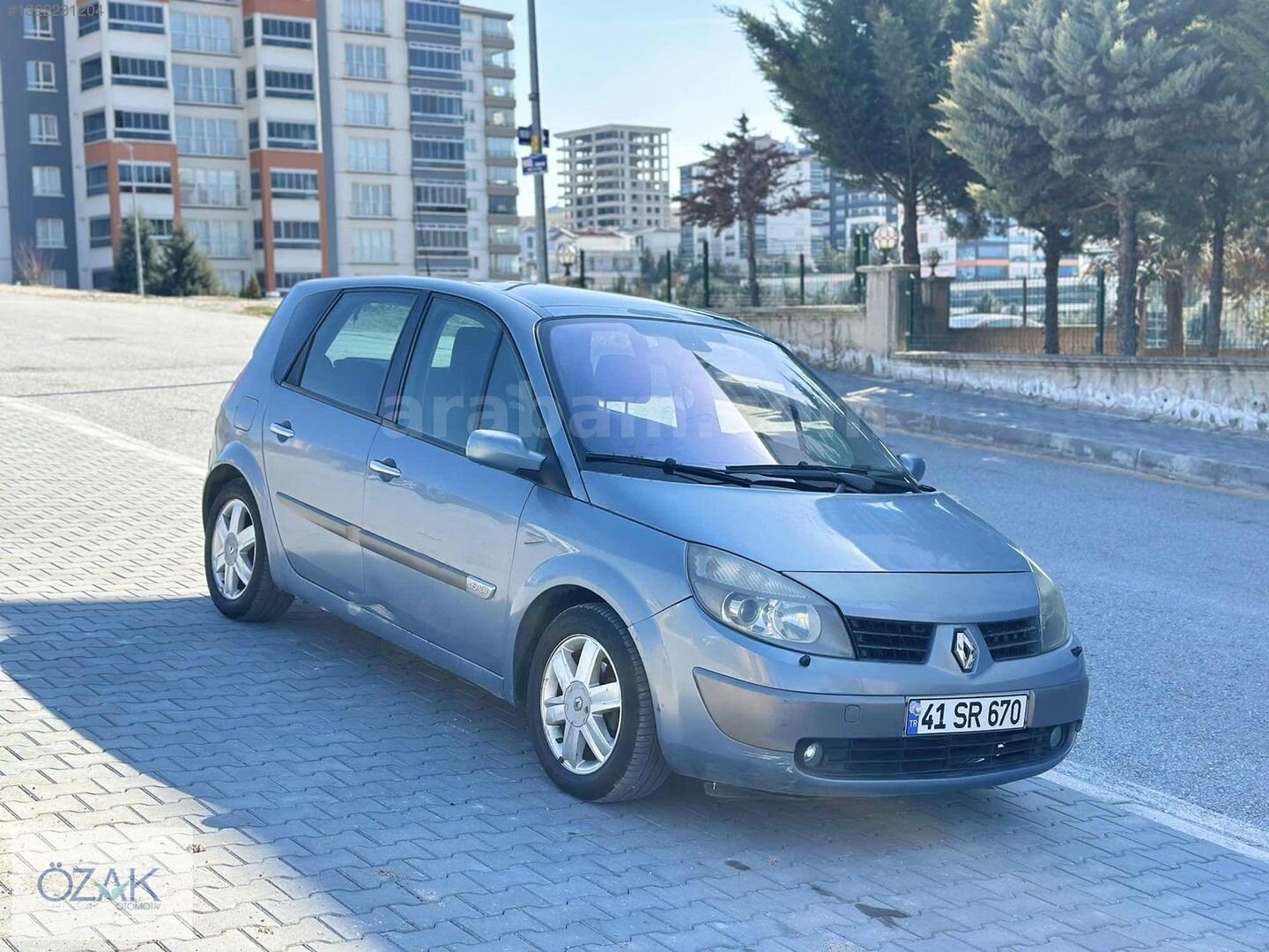 Galeriden Renault Scenic 1.6 Dynamique 2004 Model Nevşehir 319.000 km Mavi 2