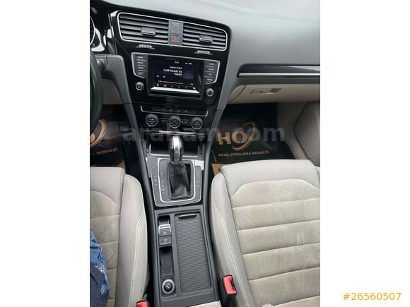 Volkswagen Golf 1.6 TDi BlueMotion Highline