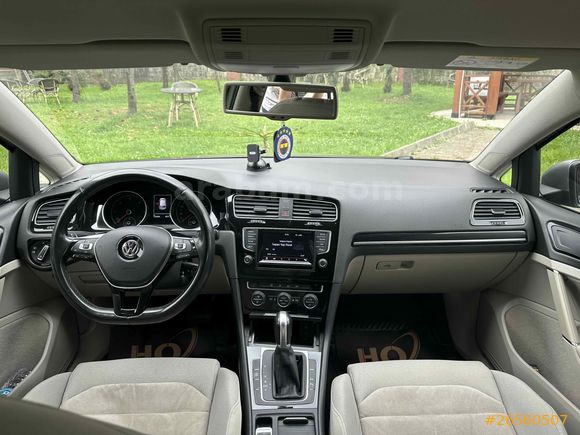 Volkswagen Golf 1.6 TDi BlueMotion Highline