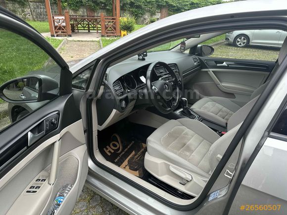 Volkswagen Golf 1.6 TDi BlueMotion Highline