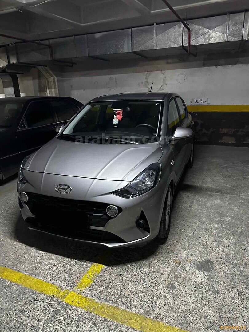 Sahibinden Hyundai i10 1.2 MPI Style 2022 Model İstanbul 41.000 km Gri (titanyum) 4