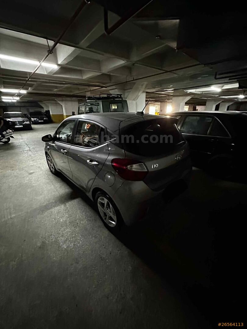 Sahibinden Hyundai i10 1.2 MPI Style 2022 Model İstanbul 41.000 km Gri (titanyum) 6