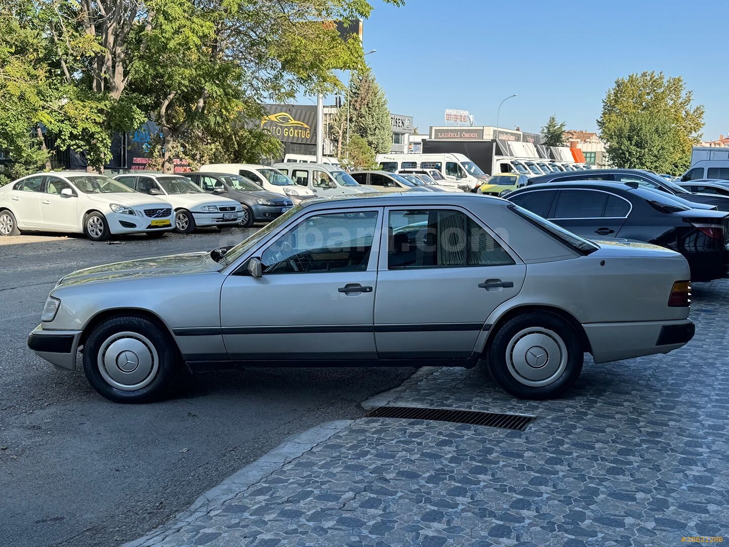 ÖZSAĞLAM'dan 1985 Model Emsalsiz Temizlikte Mercedes 230E LPG'li 4