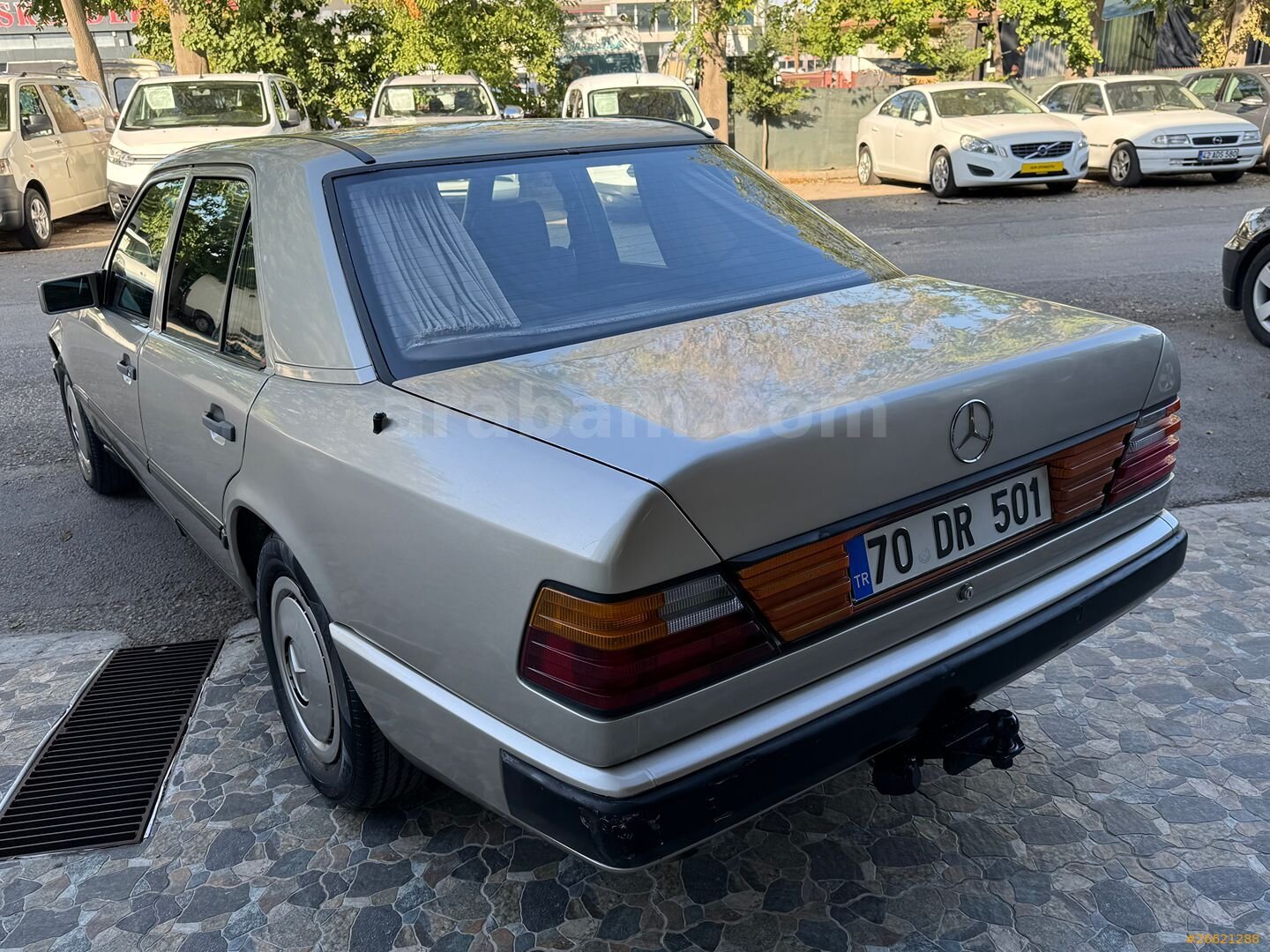 ÖZSAĞLAM'dan 1985 Model Emsalsiz Temizlikte Mercedes 230E LPG'li 7