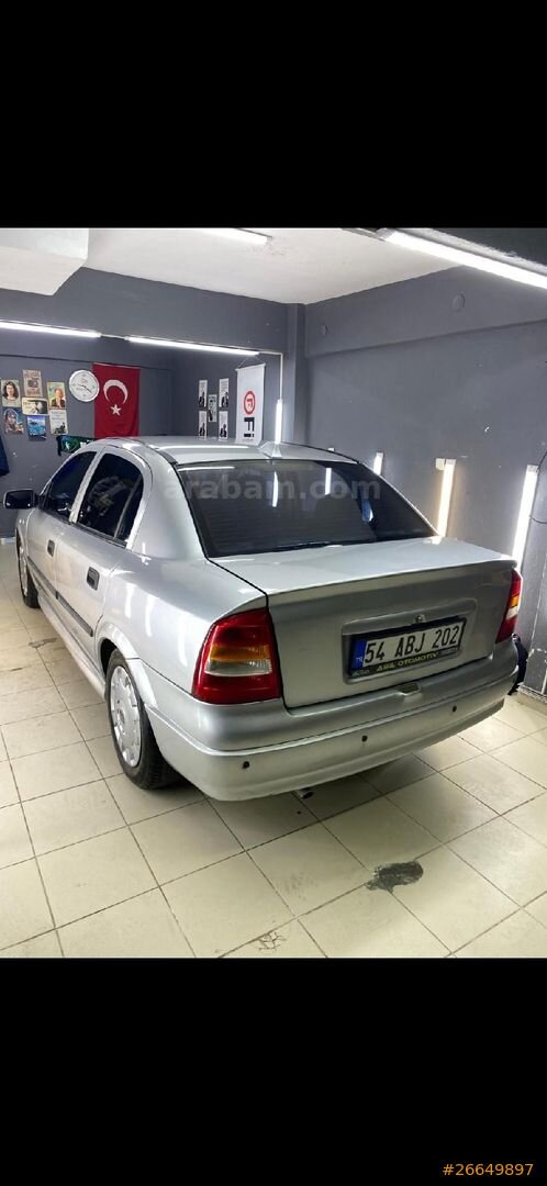 Sahibinden Opel Astra 1.6 Classic Twinport 2006 Model Kocaeli 238.000 km Gri (Gümüş) 2