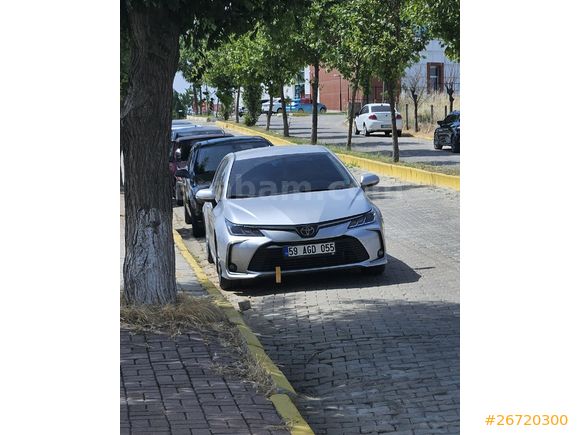 Sahibinden Toyota Corolla 1.5 Dream 2022 Model