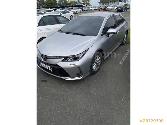 Sahibinden Toyota Corolla 1.5 Dream 2022 Model