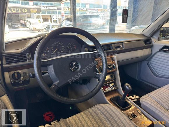 Yıldızları Üzerinde Sunroof'lu Klimalı Orijinal 200 E