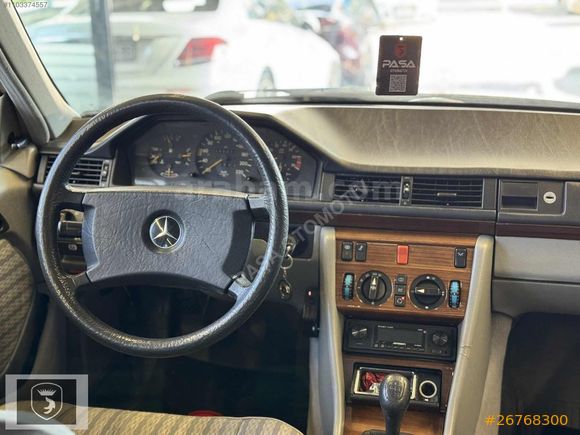 Yıldızları Üzerinde Sunroof'lu Klimalı Orijinal 200 E