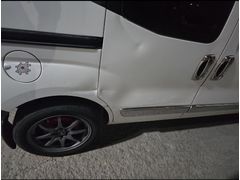 O artık OTOMOBİL İlk sahibinden temiz aile aracı sağ tarafta sürtme var hafifgöçük boya atma yok banagöre önemsiz ama genede yazdim