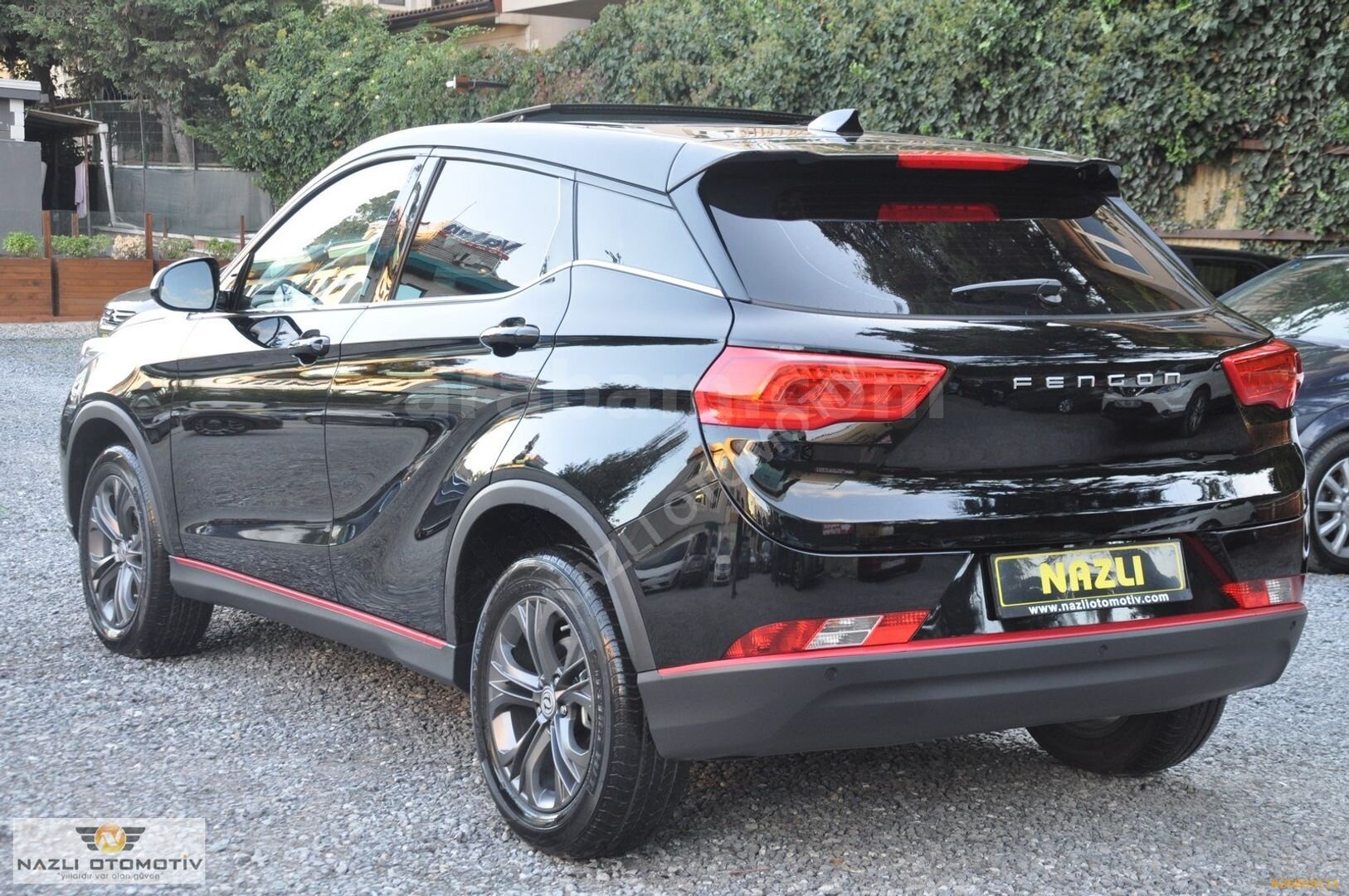 Galeriden DFSK Fengon 500 2023 Model İstanbul 37.000 km Siyah 7